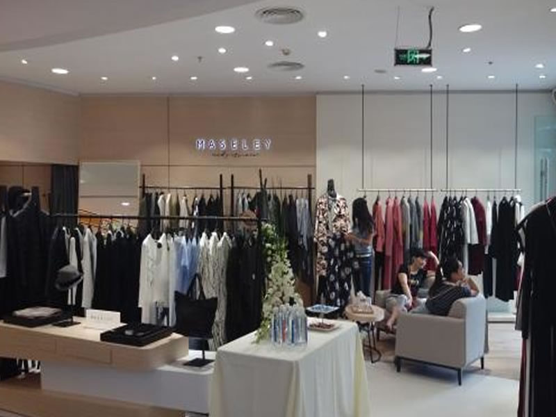 展柜設(shè)計(jì)：匠心獨(dú)運(yùn)，展現(xiàn)藝術(shù)之美